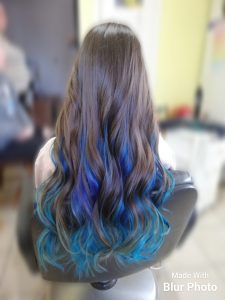 Coloration cheveux bleu