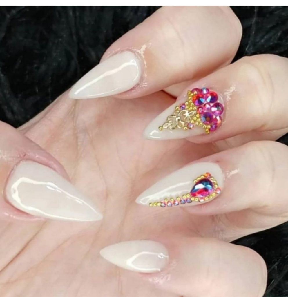 Tines nails