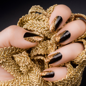 ongles d'or - tendance ongles - ongle automne