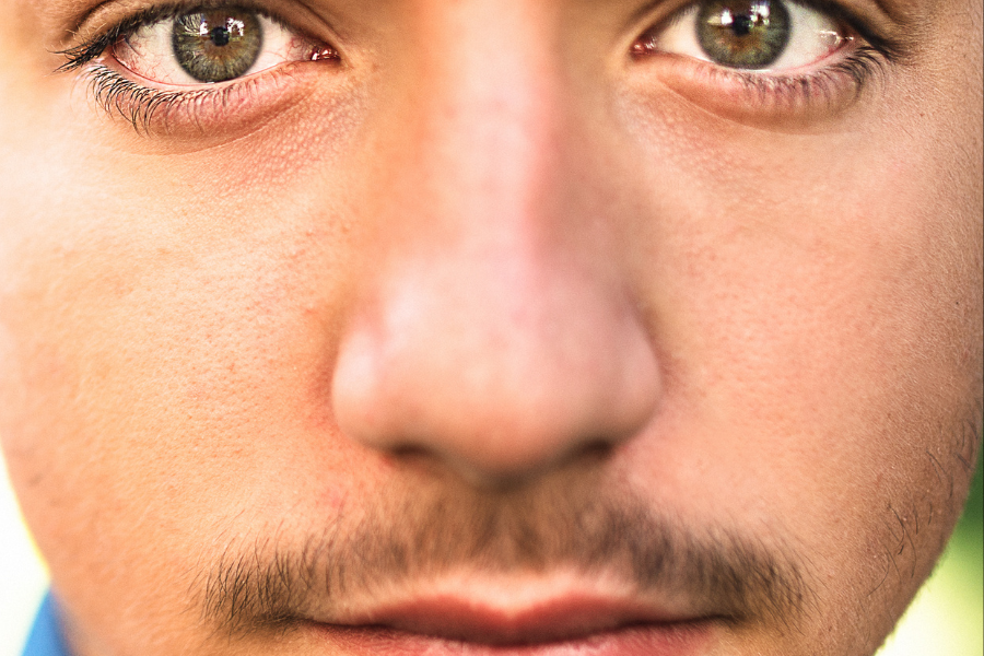 moustache molle